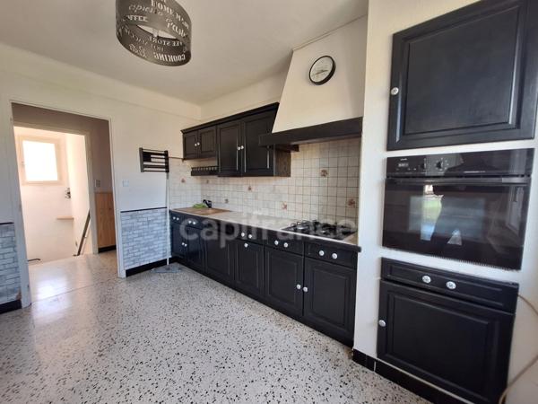 Maison à vendre 8 pièces SALINDRES (30) un appartement indépendant au rdc