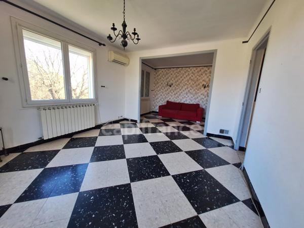 Maison à vendre 8 pièces SALINDRES (30) un appartement indépendant au rdc