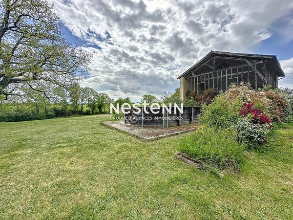 Maison Seissan 10 pieces 280 m2 jardin 7000 m2 calme sans vis a vis