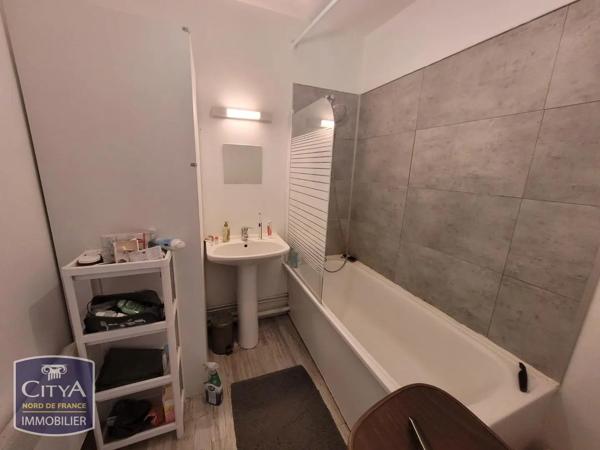 Appartement à louer 3 pièces 61.38m² Lille (59800)