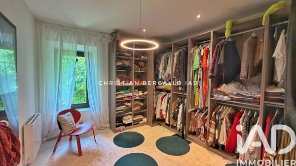 Maison à vendre 10 pièces 216 m² La Garde