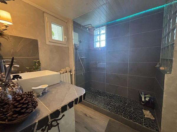 Vente Maison 5 pièces 147 m2 à Sainte-Bazeille