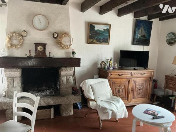 A VENDRE- ST GILDAS DE RHUYS, proche plages, au calme, maison bretonne 3 chambres, jardin 970 m² 