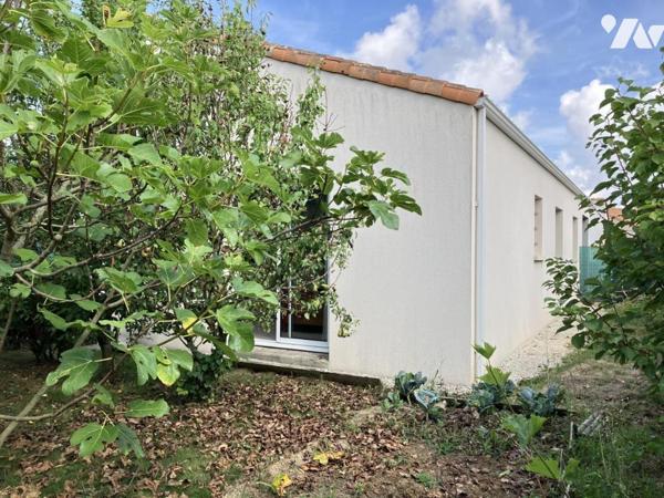 SAINTE-PAZANNE en lotissement, plain-pied, 3 chambres, garage, terrain clos