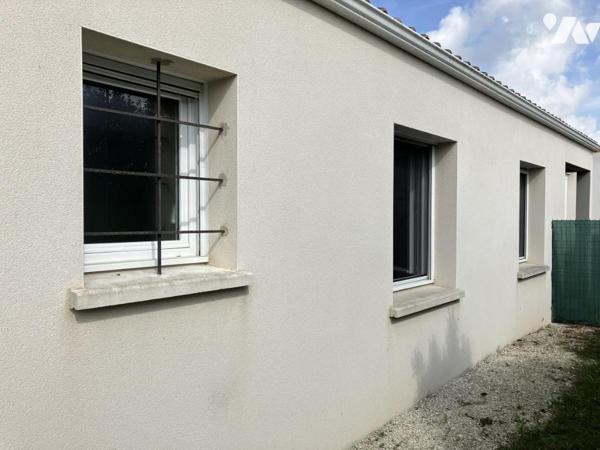 SAINTE-PAZANNE en lotissement, plain-pied, 3 chambres, garage, terrain clos