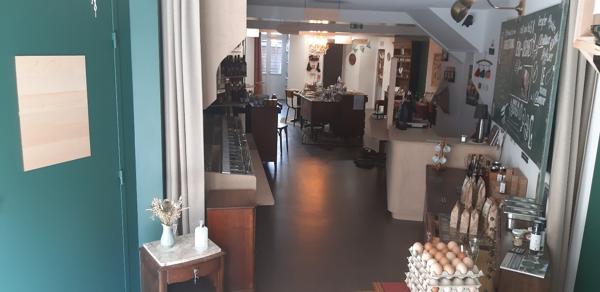 Local commercial , Laval Local commercial , Laval