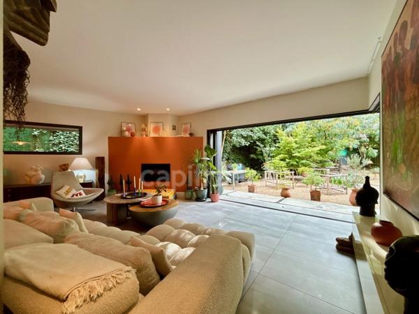 Maison à vendre 6 pièces PEZENAS (34)Garage jardin et piscine