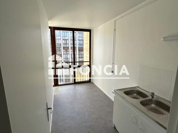 Location Appartement 3 pièces 56.36 m² - 42 allée de la Forêt Meudon La Foret 92190