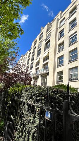Location Appartement 7 pièces 226.35 m² - Neuilly Sur Seine 92200