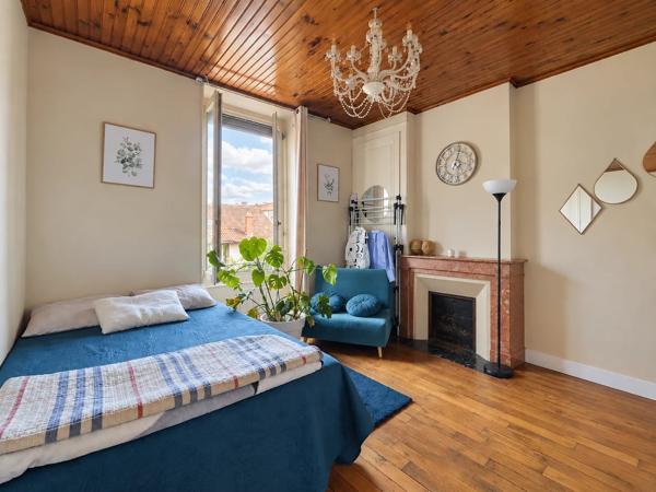 VILLEURBANNE – T3  de 62,36 M² - TRAVERSANT AVEC VUE DÉGAGÉE
