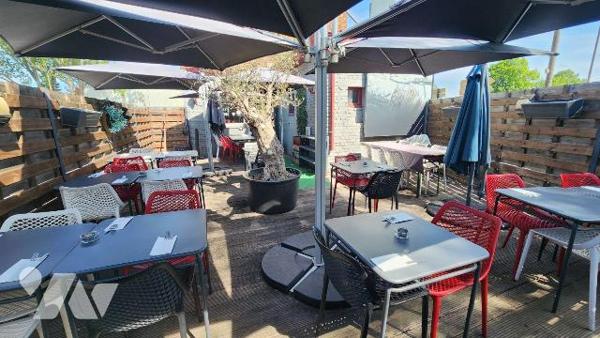 PETITE-SYNTHE
Fonds de commerce de café-brasserie
Surface commercial pouvant servir 38 couver...