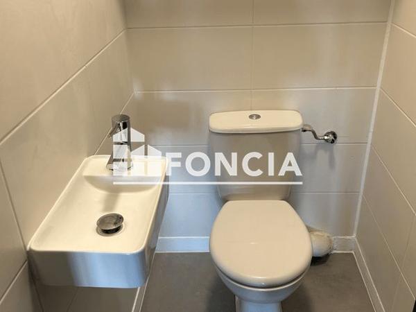 Location Appartement 3 pièces 48.81 m² - 10 RUE DU COURONNE Thionville 57100