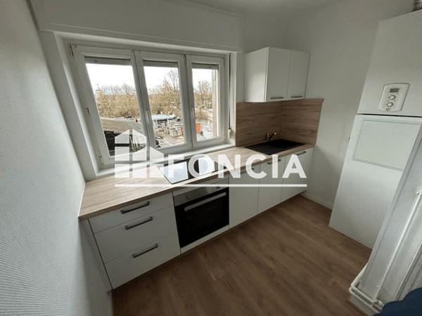 Location Appartement 3 pièces 48.81 m² - 10 RUE DU COURONNE Thionville 57100