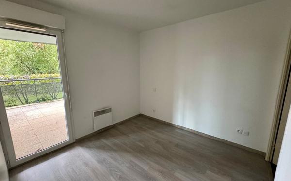 Appartement à vendre    2 pièces • 42 m2 Floirac