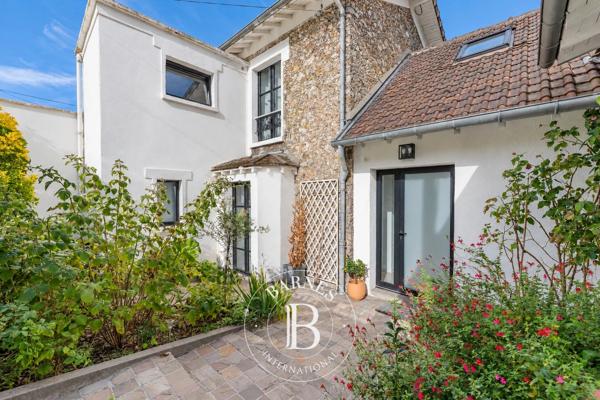 Le Chesnay, Maison 4 Chambres -  122 m² à vendre