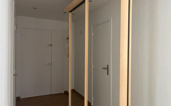 Appartement à louer    2 pièces • 37,45 m2 Paris 12