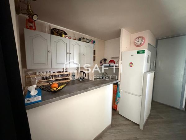 APPARTEMENT T2 30 M² AVEC TERRASSE ET PLACE DE PARKING
