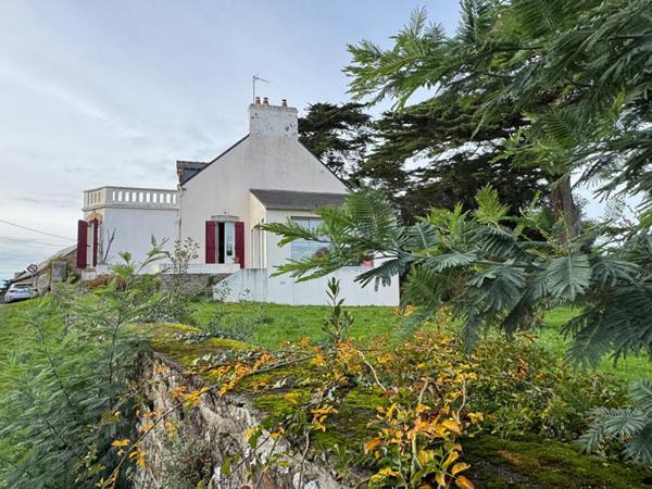 Propriété rare au coeur de Larmor-Baden !