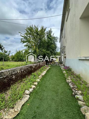 Maison de ville avec dépendaces