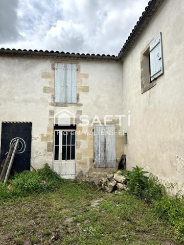 Maison de ville avec dépendaces