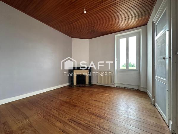 Maison de ville avec dépendaces