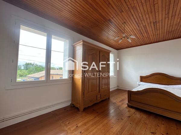 Maison de ville avec dépendaces