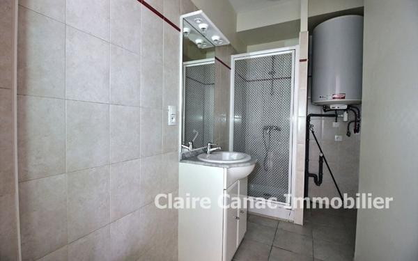 Appartement à louer    1 pièce •  Verfeil