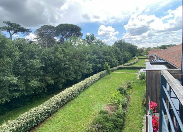 Appartement à vendre    1 pièce •  Saint-Geniès-Bellevue