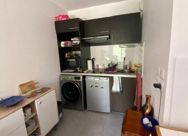 Appartement à vendre    1 pièce •  Saint-Geniès-Bellevue