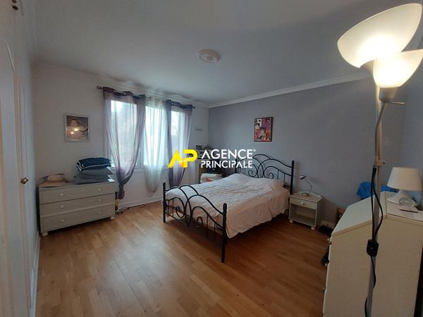 Maison Bezons 8 pièce(s) 699 000 € **  - Référence  4514