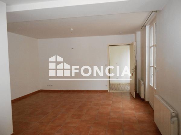 Location Studio 30.51 m² - PASSAGE DES ARTS Chinon 37500