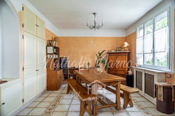 4 chambres, beau jardin, proximité gare commerces