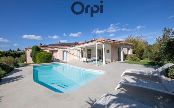 Maison à vendre    5 pièces •  Le Soler