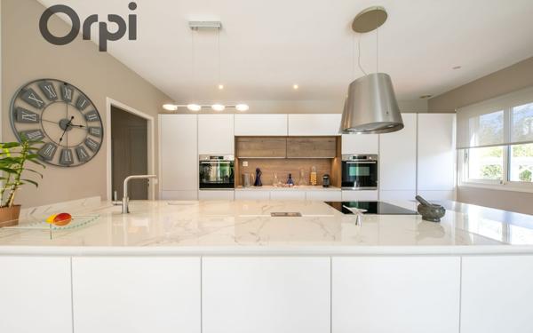 Maison à vendre    5 pièces •  Le Soler