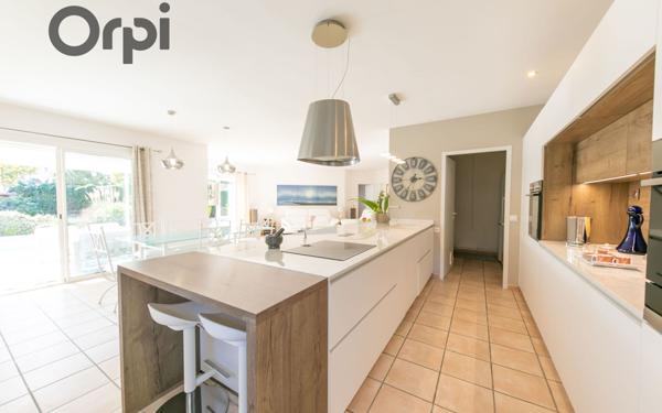 Maison à vendre    5 pièces •  Le Soler