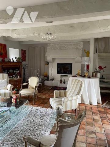 PONTIVY (56) 7 pièces avec jardin