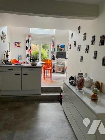 PONTIVY (56) 7 pièces avec jardin