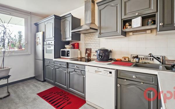 Appartement à vendre    3 pièces • 66,65 m2 Ermont