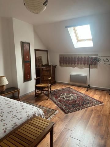 Propriete, ensemble de 2 maisons et dépendances proche de SEMUR EN AUXOIS (21)