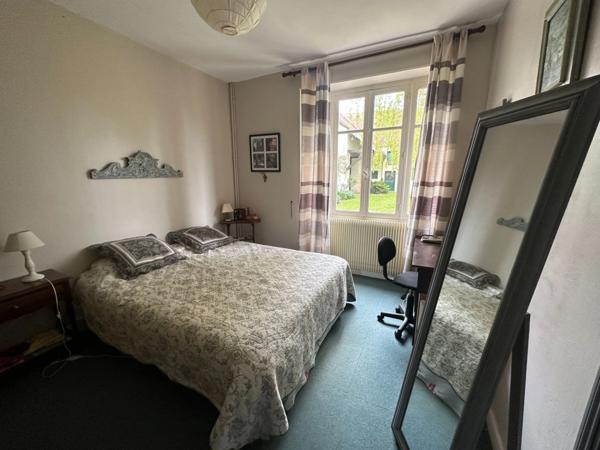 Propriete, ensemble de 2 maisons et dépendances proche de SEMUR EN AUXOIS (21)