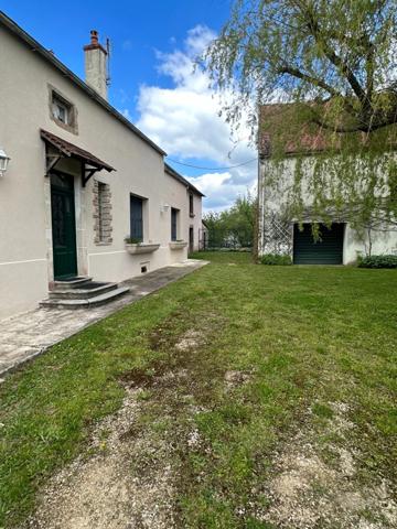 Propriete, ensemble de 2 maisons et dépendances proche de SEMUR EN AUXOIS (21)