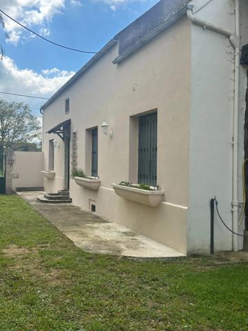 Propriete, ensemble de 2 maisons et dépendances proche de SEMUR EN AUXOIS (21)