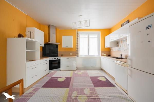 Maison à vendre 299 000 € Couëron 4 p 95 m² DPE D