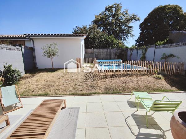 Maison d architecte contemporaine avec piscine, dépendance et prestations haut de gamme