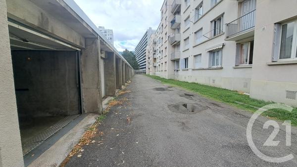 Parking à vendre  15,30 m2 GRENOBLE - 38