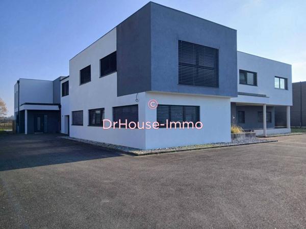Bureau à vendre 9 pièces de 365 m²