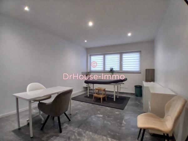 Bureau à vendre 9 pièces de 365 m²