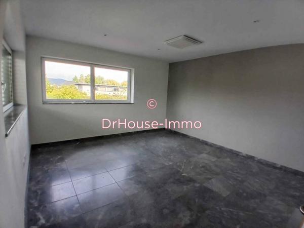 Bureau à vendre 9 pièces de 365 m²