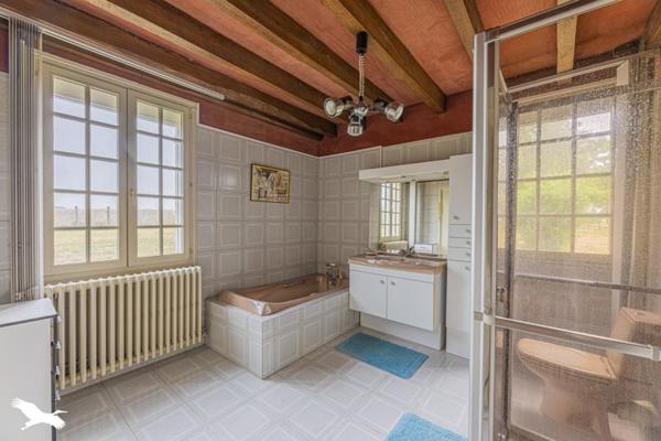 Maison à vendre |  Montrouveau |  6 pièces | 190 m²