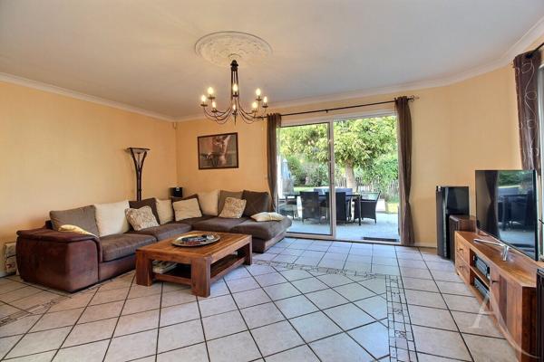 Maison Cadaujac 150 m2 avec piscine et garage